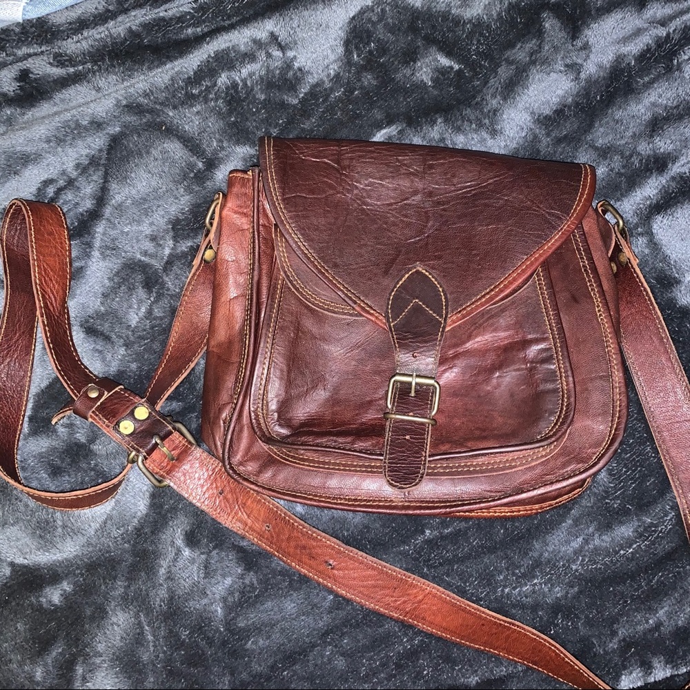 brown leather purse
